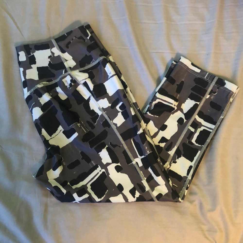 Nike Dri-fit Capri leggings